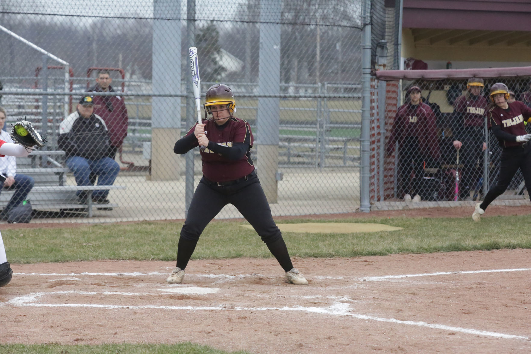 Gallery Bulldogs vs Trojans in softball